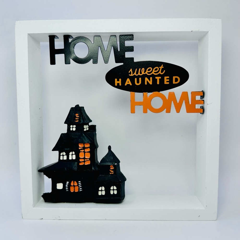 Vintage Halloween Haunted House Die Cut Halloween Wall / Table Top Decoration 8”